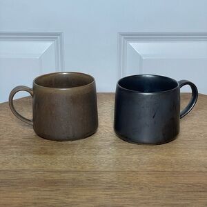 2013 Starbucks Dark Brown & Black Matte Stoneware Mug 10 oz Cup- pair of 2